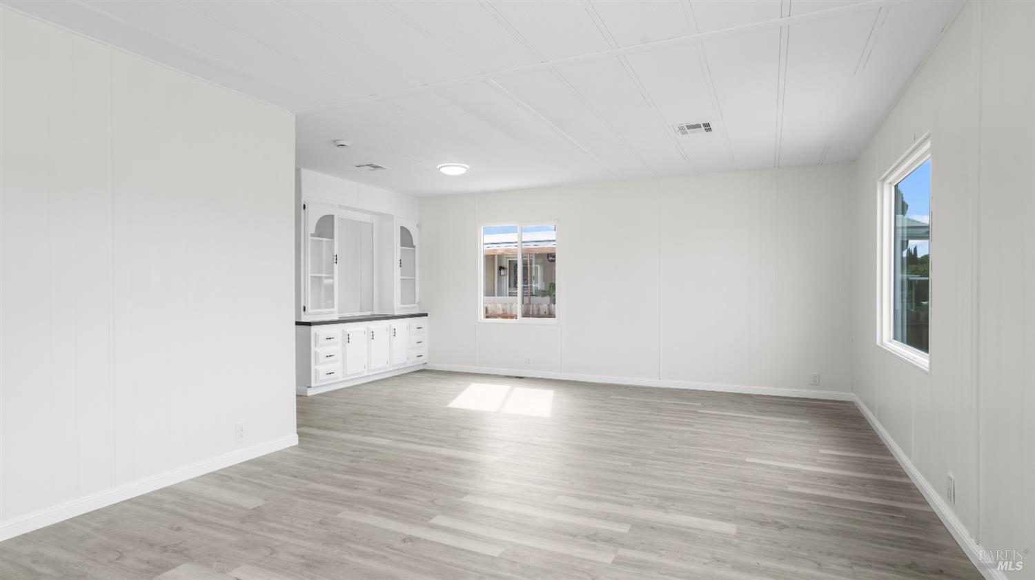 Detail Gallery Image 10 of 35 For 120 Century Ct Ct, Fairfield,  CA 94533 - 2 Beds | 2 Baths