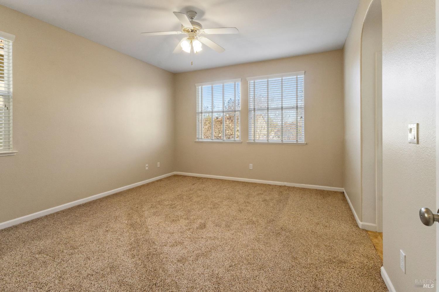 Detail Gallery Image 22 of 48 For 5018 Brown Ln, Fairfield,  CA 94533 - 3 Beds | 2/1 Baths