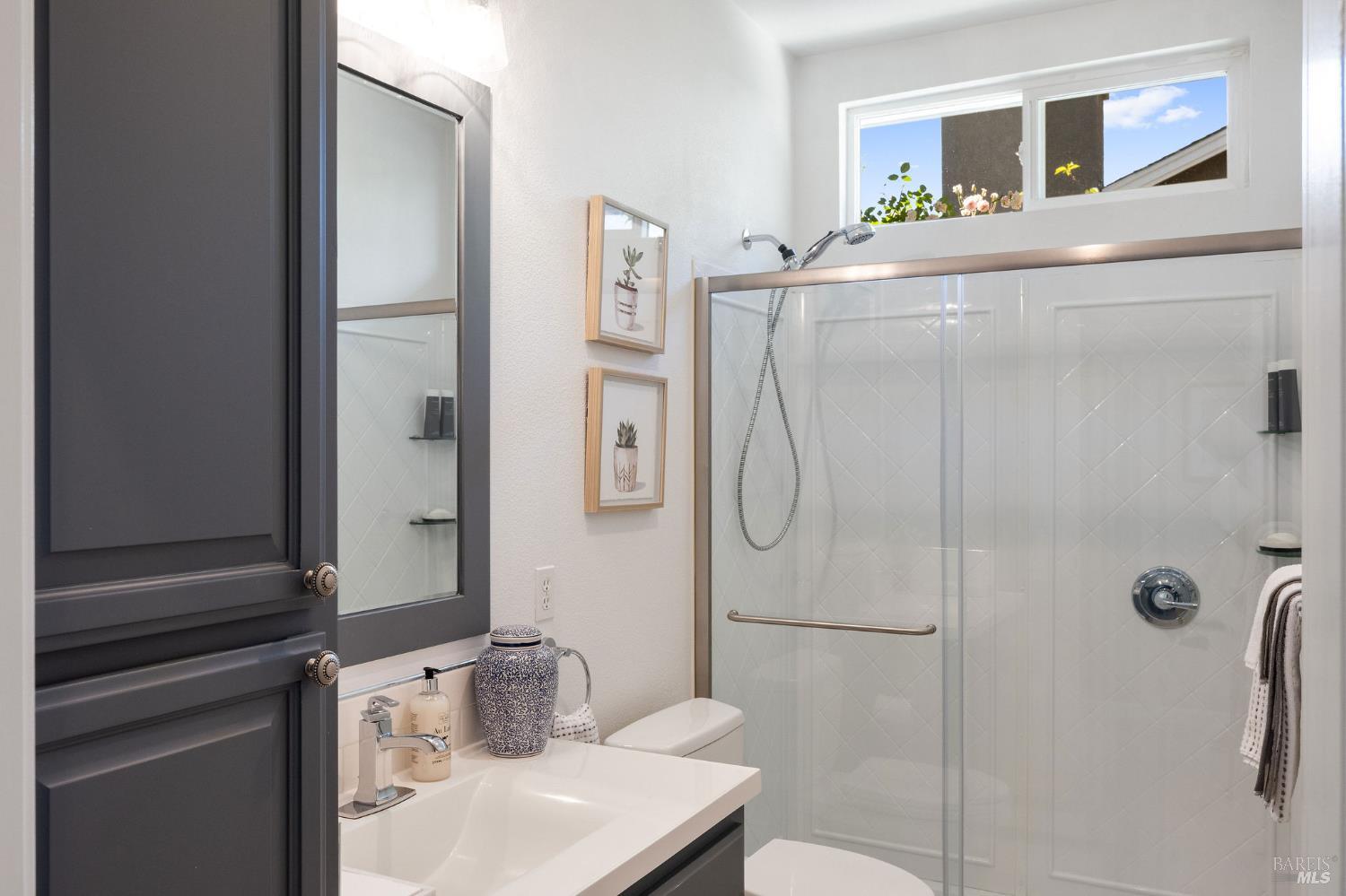 Detail Gallery Image 26 of 38 For 806 Chiles Ave, Saint Helena,  CA 94574 - 3 Beds | 2/1 Baths