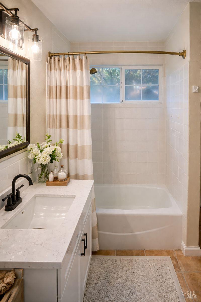 Detail Gallery Image 5 of 9 For 829 Hunt Ave #C,  Saint Helena,  CA 94574 - 2 Beds | 1 Baths