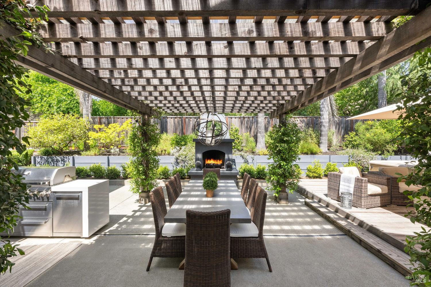 Detail Gallery Image 32 of 38 For 806 Chiles Ave, Saint Helena,  CA 94574 - 3 Beds | 2/1 Baths