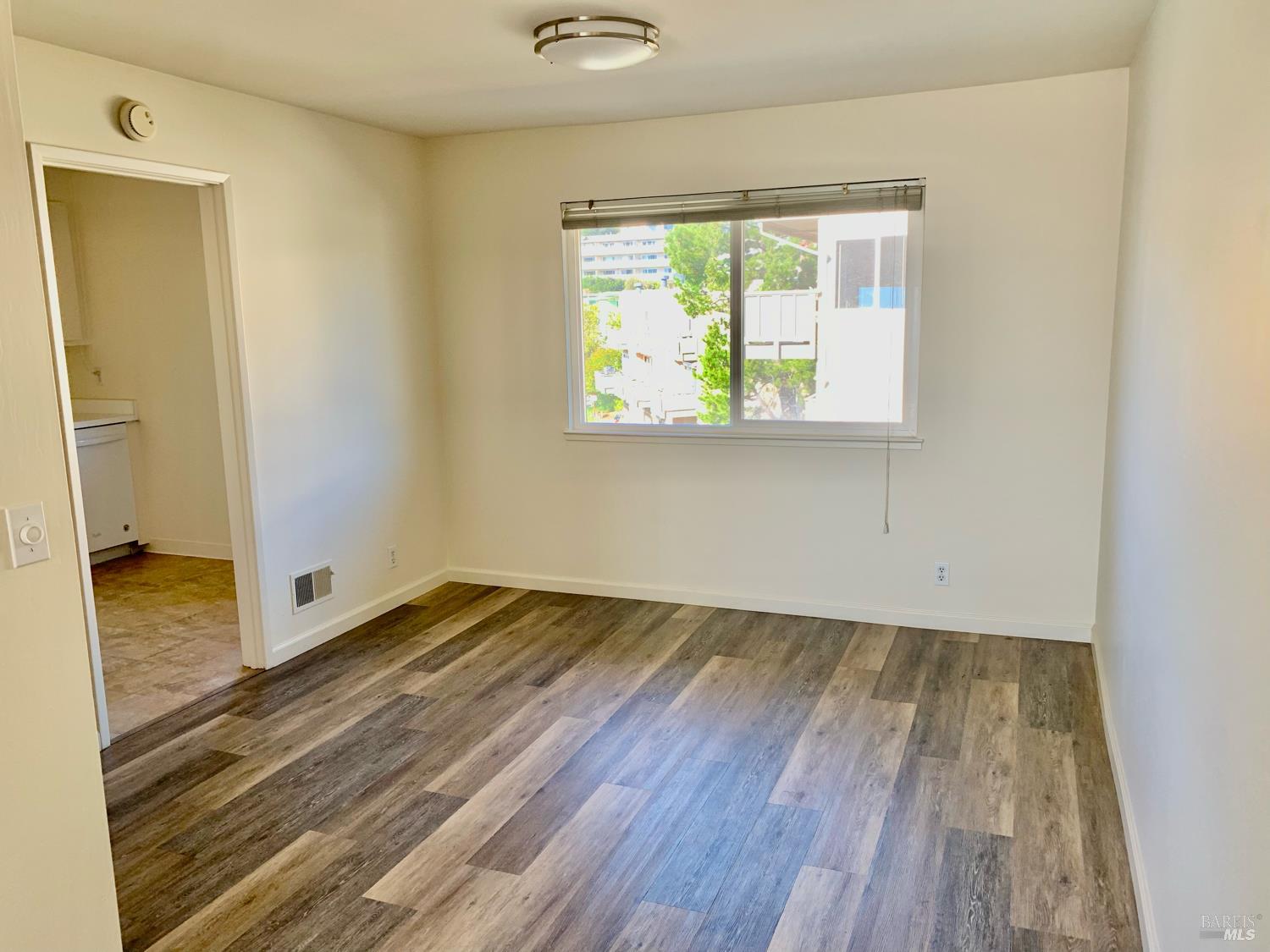 Detail Gallery Image 5 of 24 For 175 Upper via Casitas Dr #10,  Greenbrae,  CA 94904 - 2 Beds | 2 Baths