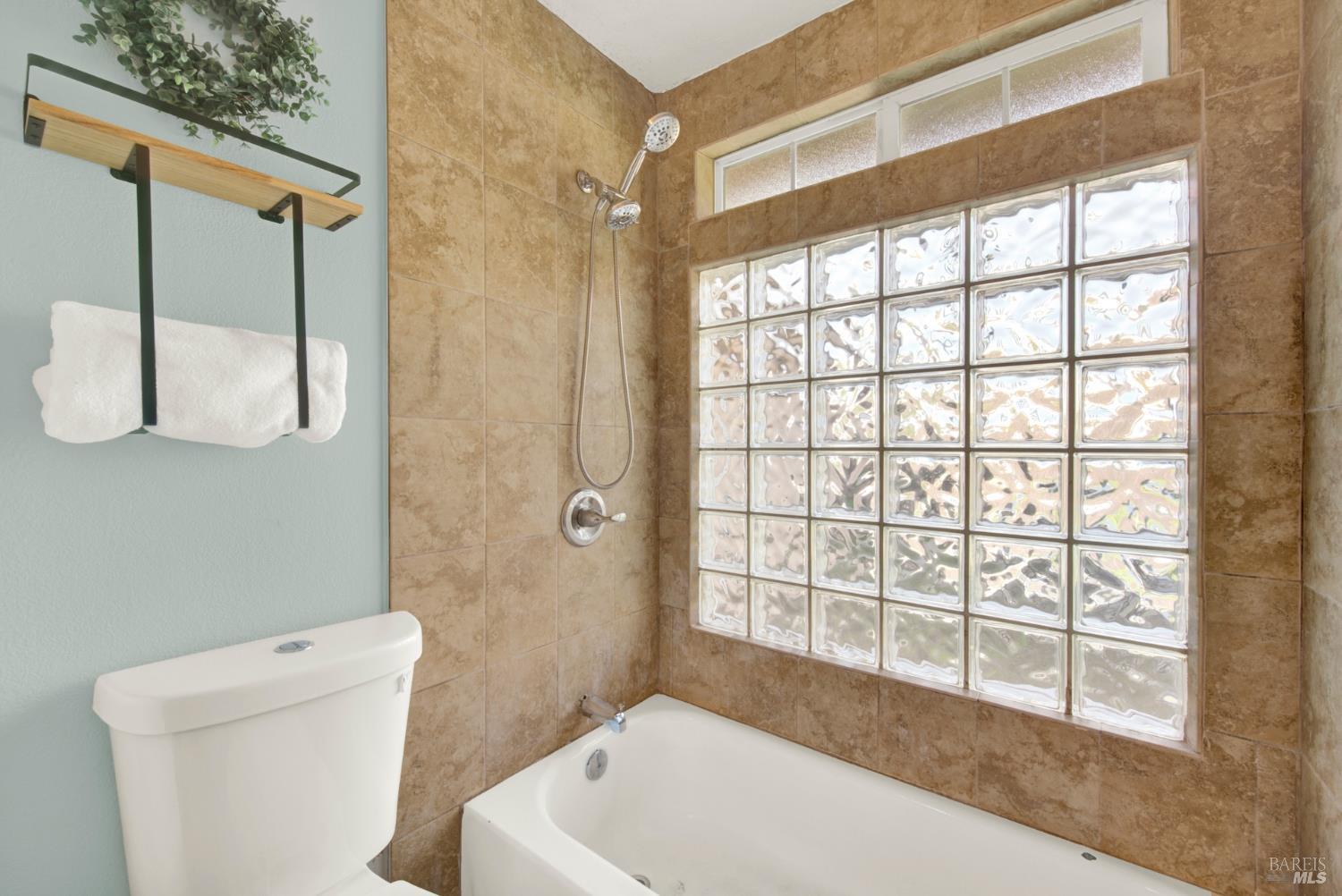 Detail Gallery Image 39 of 54 For 1858 Barbour Dr, Fairfield,  CA 94534 - 3 Beds | 2 Baths