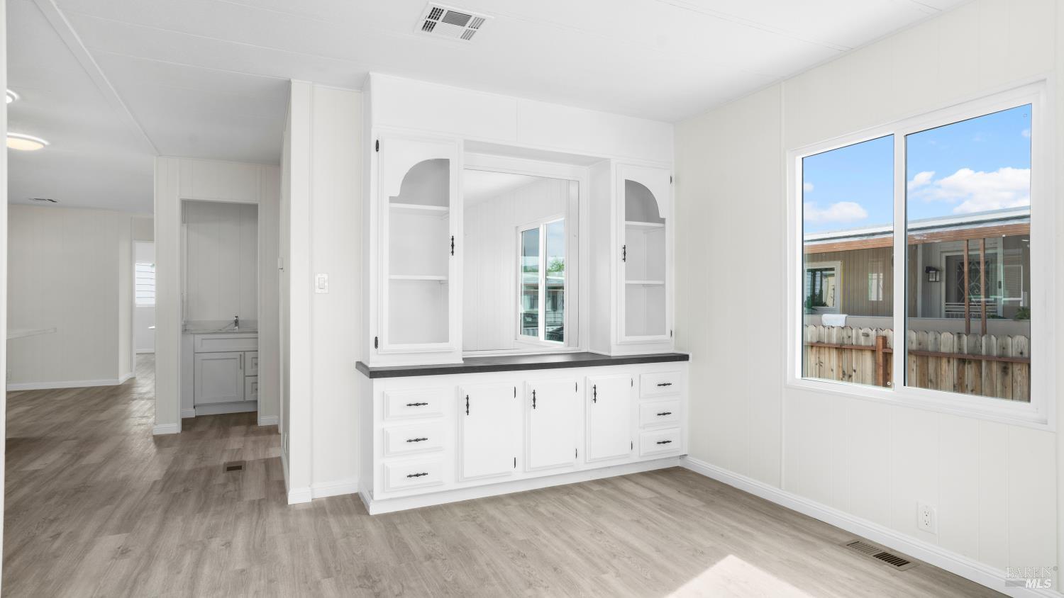 Detail Gallery Image 14 of 35 For 120 Century Ct Ct, Fairfield,  CA 94533 - 2 Beds | 2 Baths