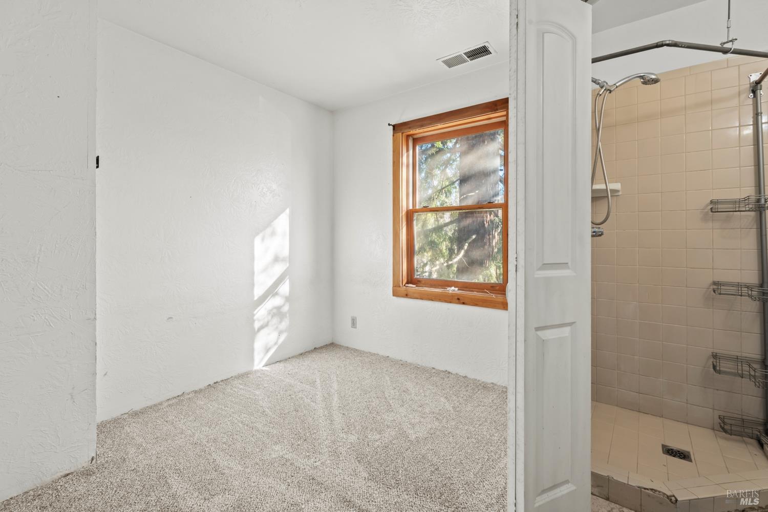 Detail Gallery Image 21 of 39 For 630 2nd St, Upper Lake,  CA 95485 - 7 Beds | 6 Baths