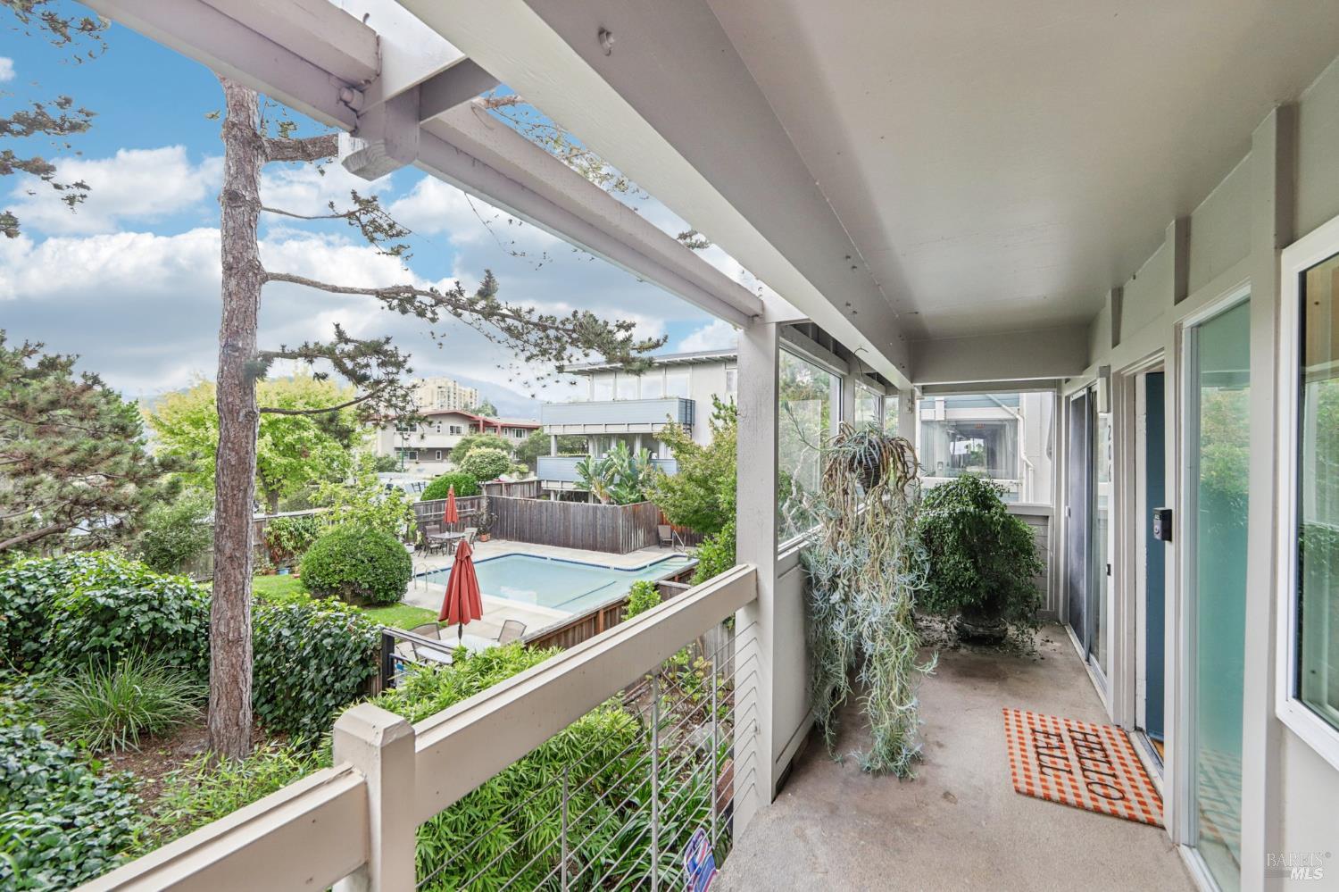 Detail Gallery Image 6 of 64 For 290 via Casitas Unkn #206,  Greenbrae,  CA 94904 - 3 Beds | 2 Baths