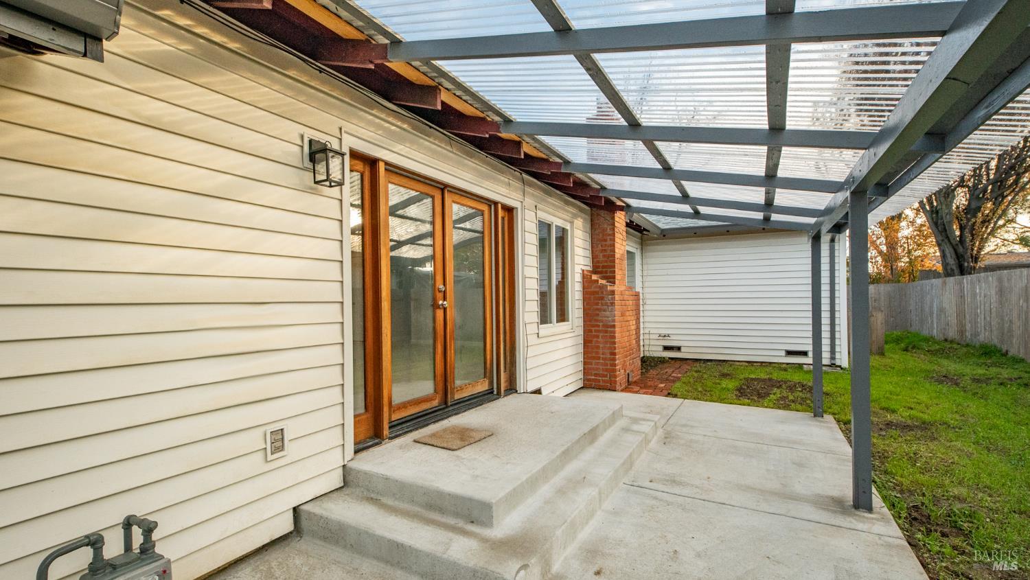 Detail Gallery Image 12 of 15 For 2611 Lilac St, Fairfield,  CA 94533 - 4 Beds | 2 Baths