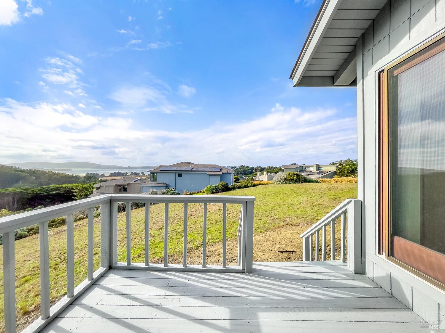 Detail Gallery Image 8 of 28 For 190 Starboard Ct, Bodega Bay,  CA 94923 - 3 Beds | 2 Baths