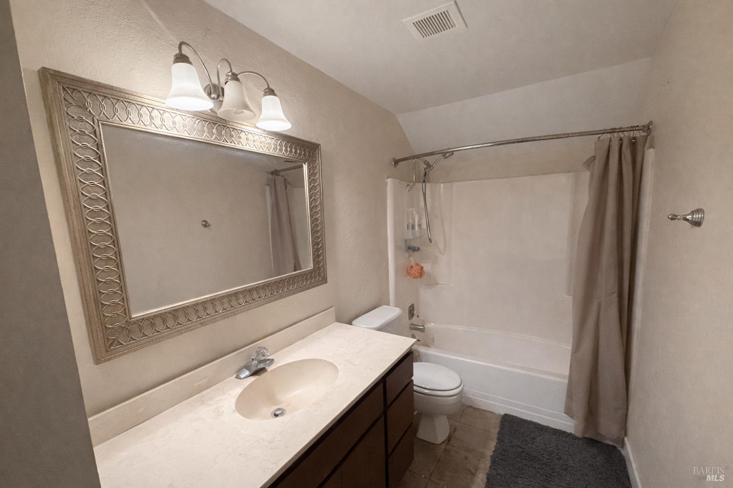 Detail Gallery Image 51 of 67 For 2795 Vista Palomar Unkn, Fairfield,  CA 94534 - 4 Beds | 2/1 Baths