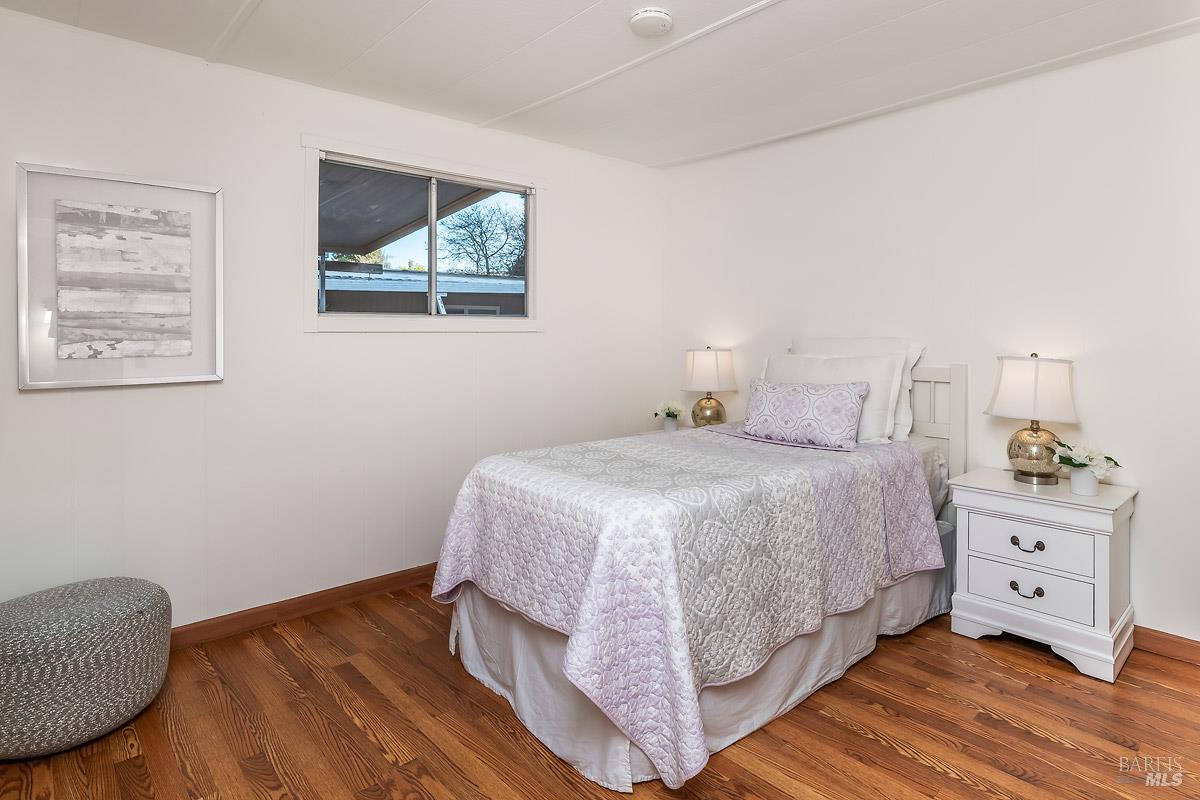 Detail Gallery Image 12 of 16 For 119 Marin Valley Dr, Novato,  CA 94949 - 2 Beds | 2 Baths