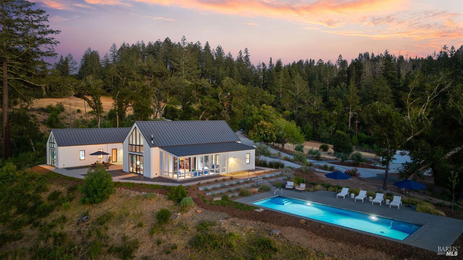 Detail Gallery Image 13 of 45 For 18907 State Highway 128 Unkn, Calistoga,  CA 94515 - 4 Beds | 4 Baths