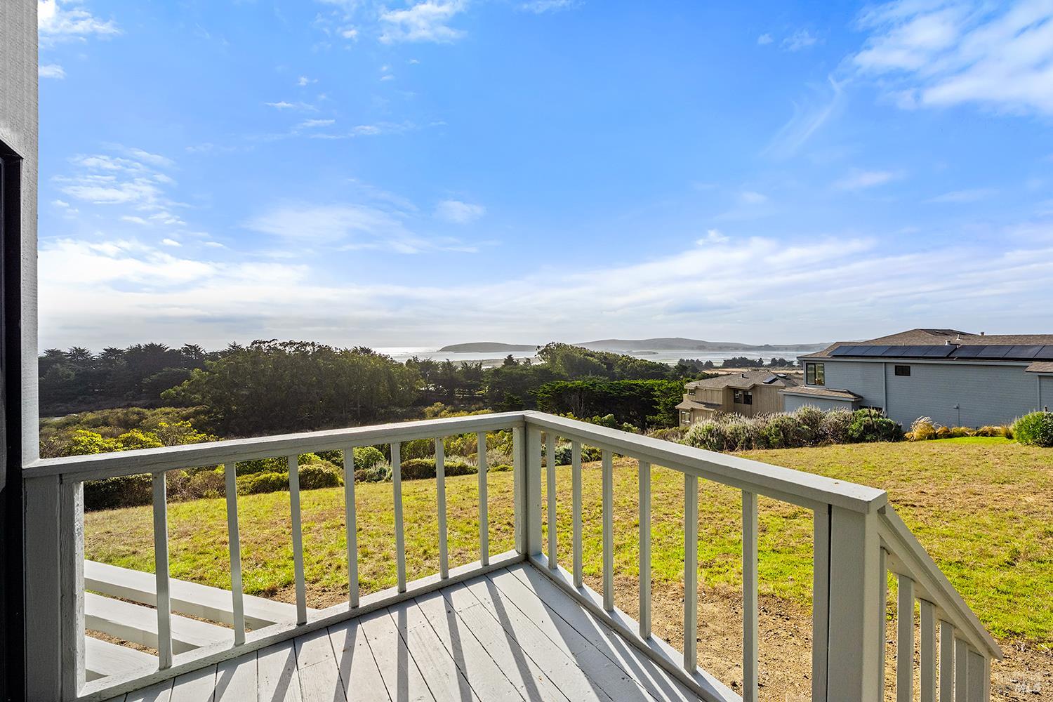 Detail Gallery Image 9 of 28 For 190 Starboard Ct, Bodega Bay,  CA 94923 - 3 Beds | 2 Baths
