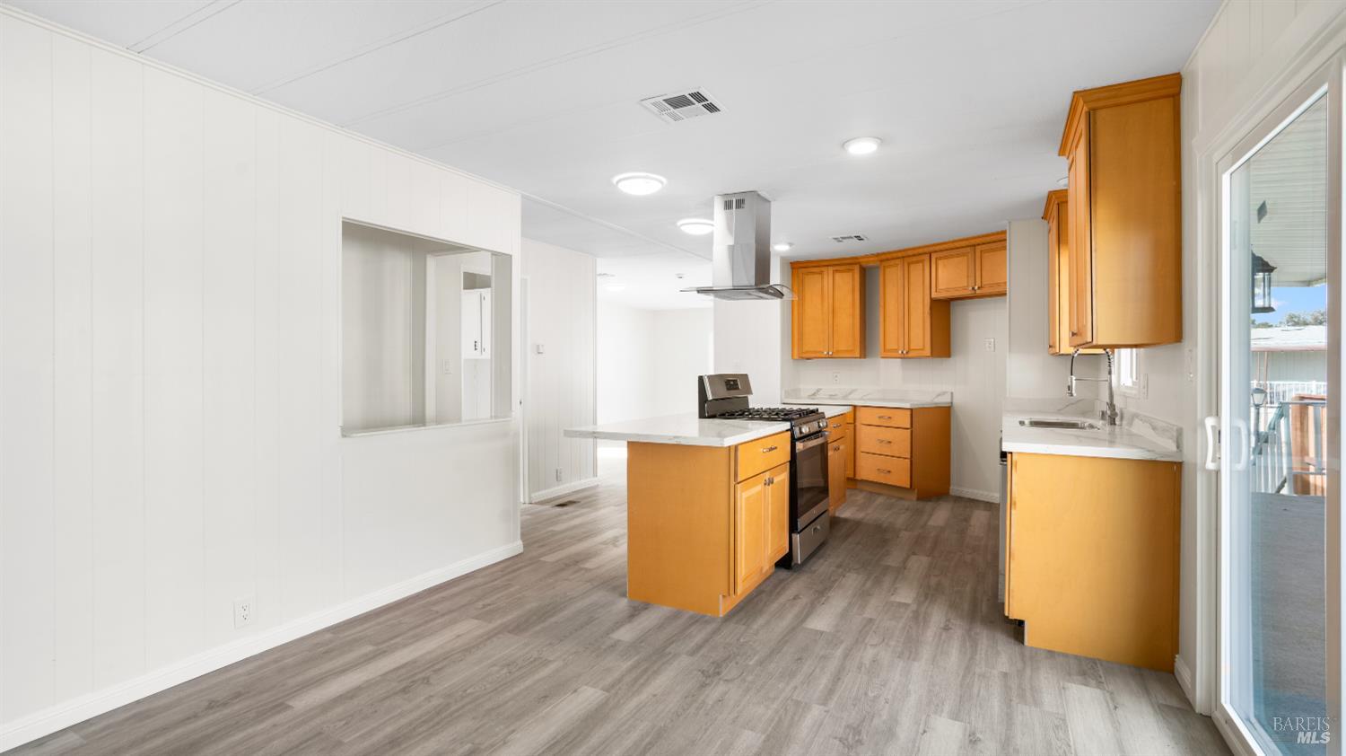 Detail Gallery Image 19 of 35 For 120 Century Ct Ct, Fairfield,  CA 94533 - 2 Beds | 2 Baths