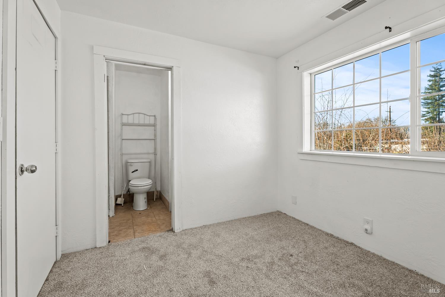 Detail Gallery Image 20 of 39 For 630 2nd St, Upper Lake,  CA 95485 - 7 Beds | 6 Baths