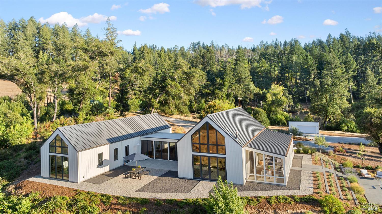 Detail Gallery Image 21 of 45 For 18907 State Highway 128 Unkn, Calistoga,  CA 94515 - 4 Beds | 4 Baths