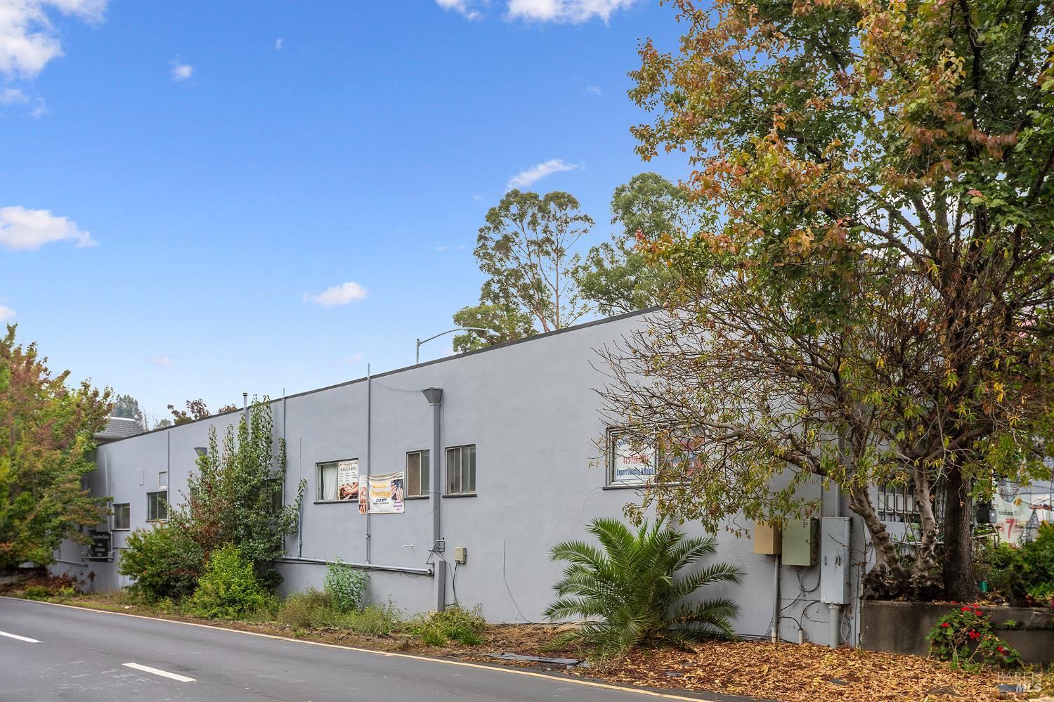 Detail Gallery Image 22 of 34 For 65 Red Hill Ave, San Anselmo,  CA 94960 - – Beds | – Baths