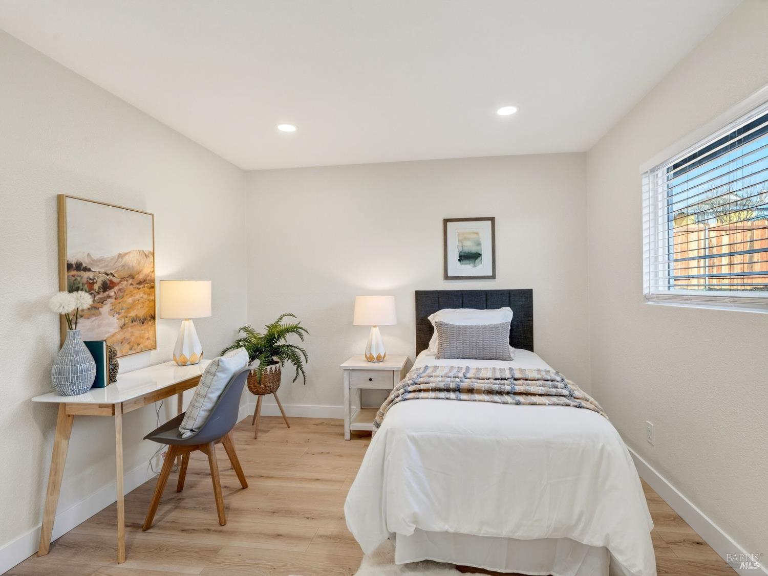 Detail Gallery Image 16 of 43 For 138 Dieninger St, Vallejo,  CA 94589 - 3 Beds | 2 Baths