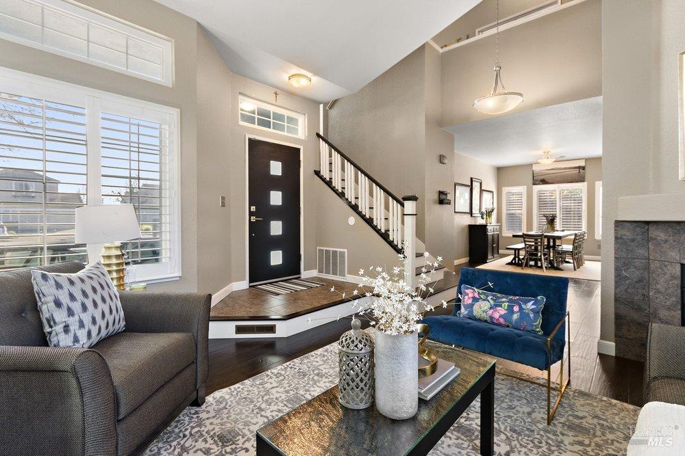 Detail Gallery Image 7 of 42 For 387 Allen Way, Benicia,  CA 94510 - 4 Beds | 2/1 Baths