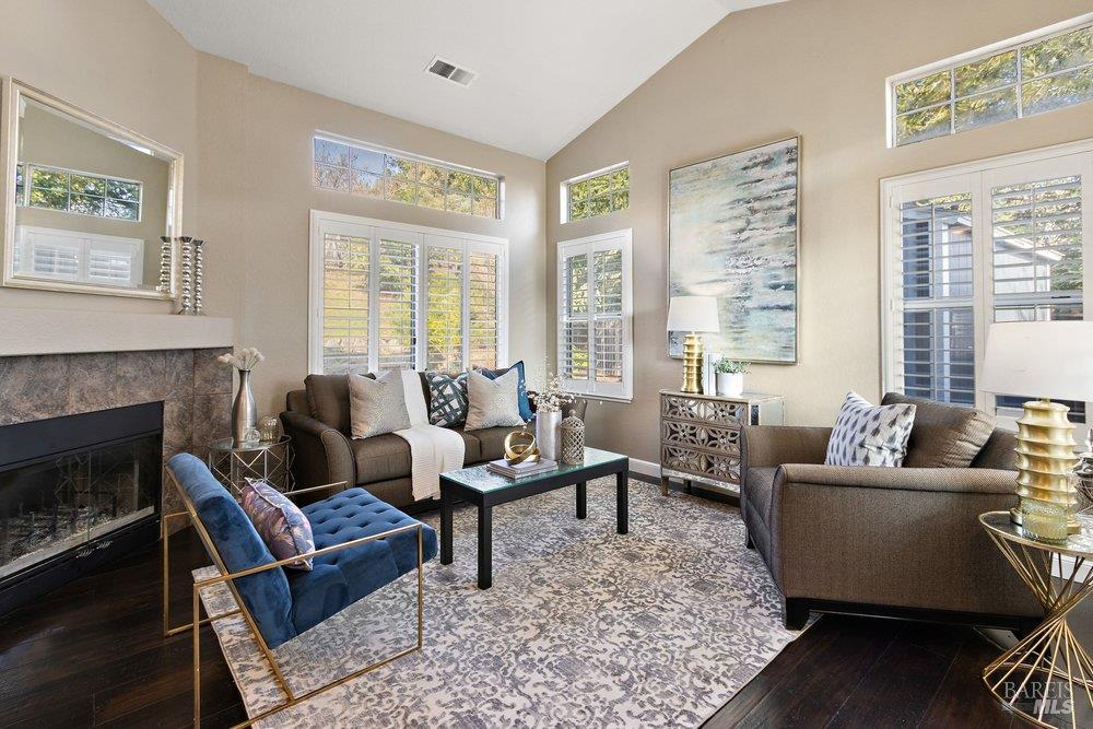 Detail Gallery Image 8 of 42 For 387 Allen Way, Benicia,  CA 94510 - 4 Beds | 2/1 Baths