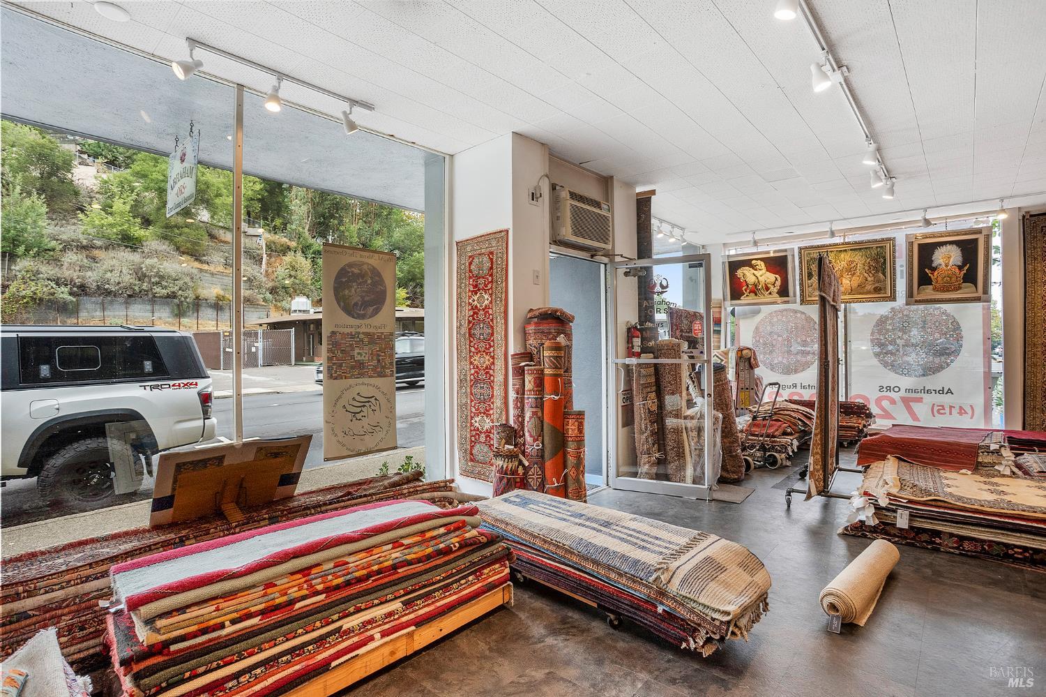 Detail Gallery Image 20 of 34 For 65 Red Hill Ave, San Anselmo,  CA 94960 - – Beds | – Baths