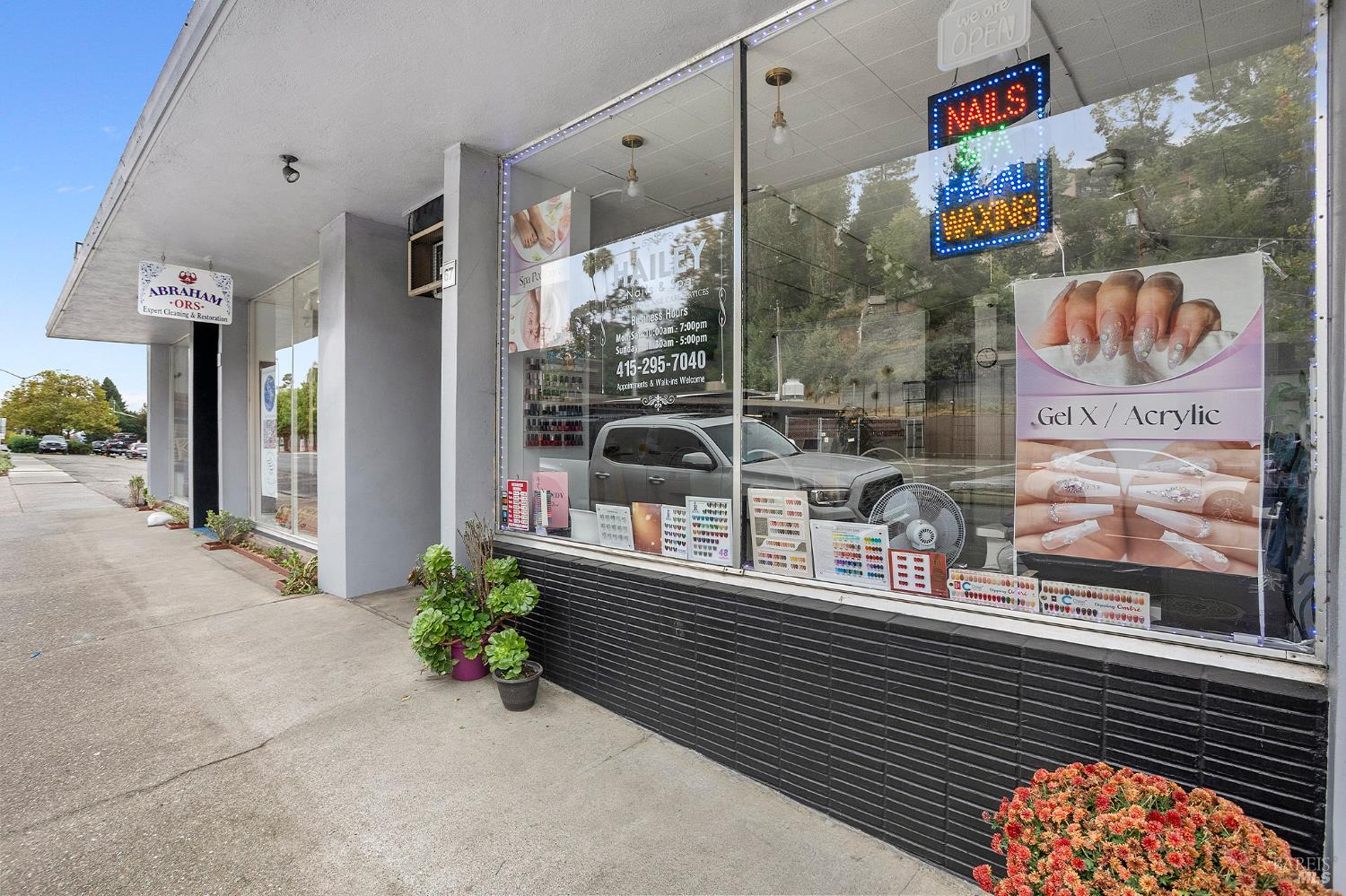 Detail Gallery Image 13 of 34 For 65 Red Hill Ave, San Anselmo,  CA 94960 - – Beds | – Baths