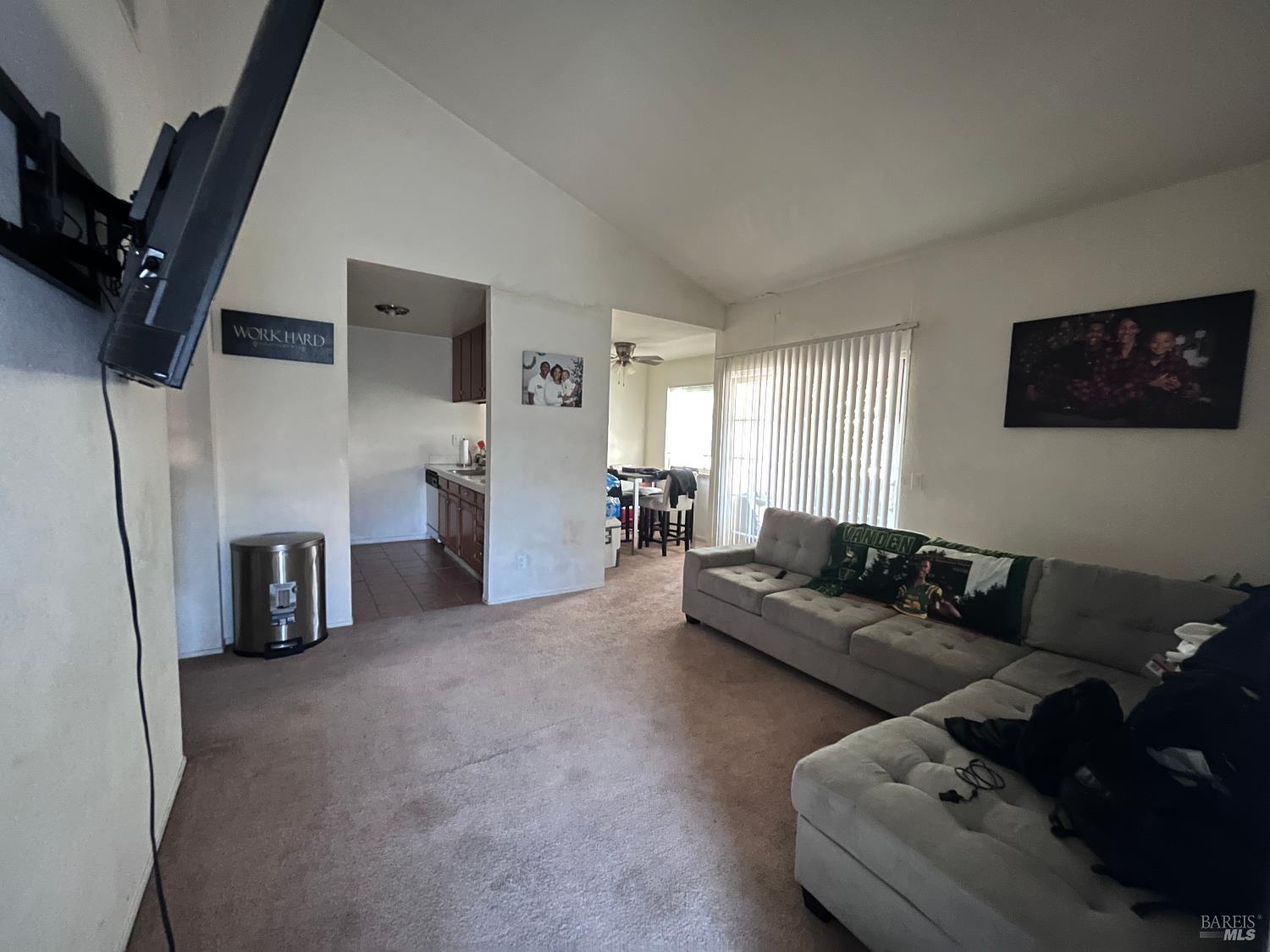 Detail Gallery Image 6 of 12 For 1217 Dana Dr, Fairfield,  CA 94533 - – Beds | – Baths