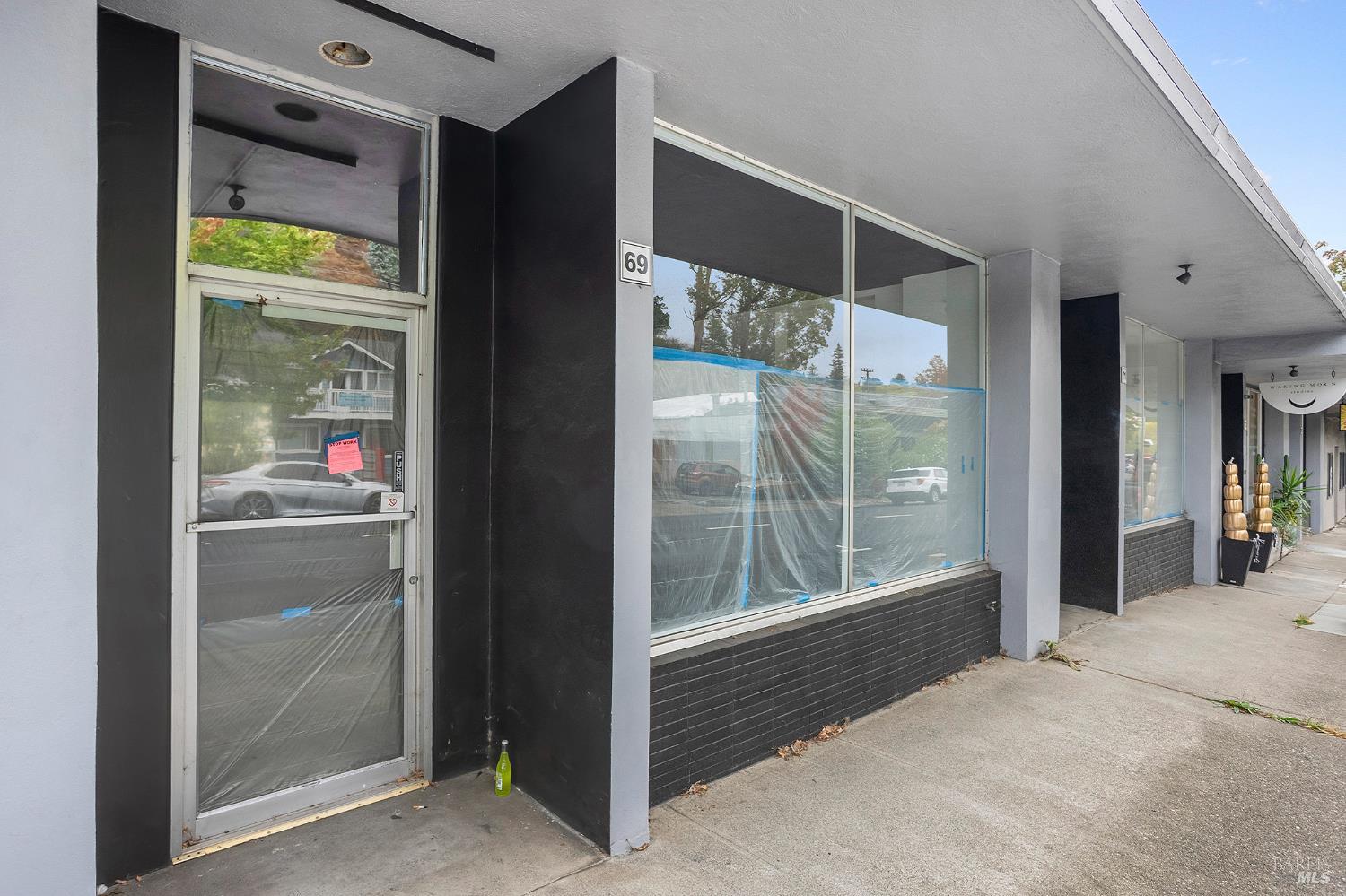 Detail Gallery Image 11 of 34 For 65 Red Hill Ave, San Anselmo,  CA 94960 - – Beds | – Baths