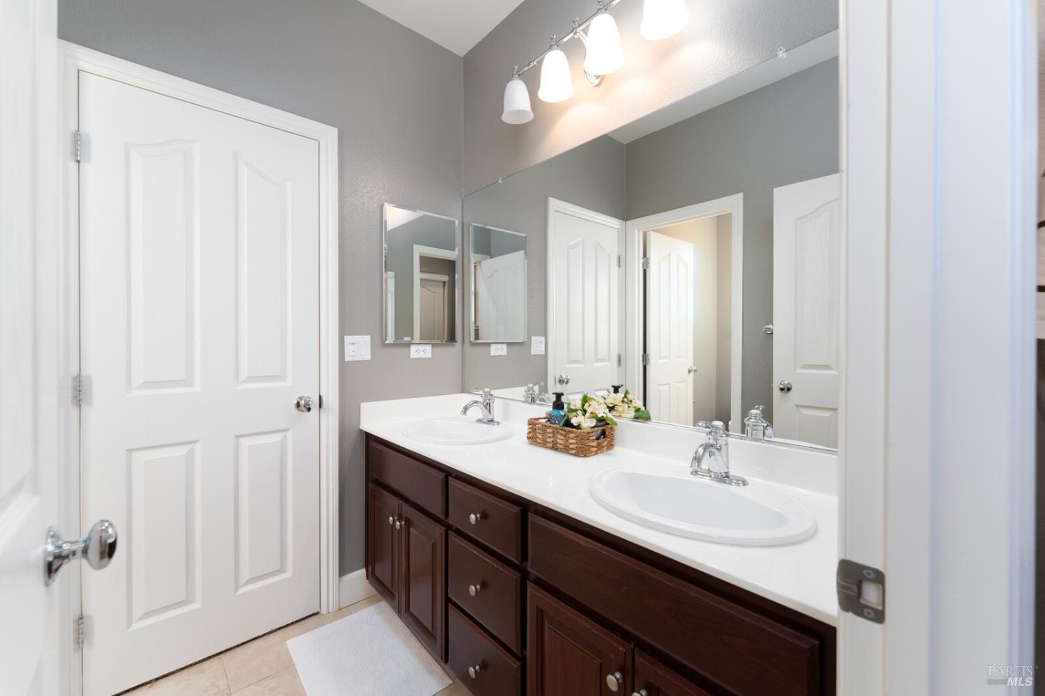 Detail Gallery Image 48 of 78 For 628 Stephen Ct, Benicia,  CA 94510 - 5 Beds | 4 Baths