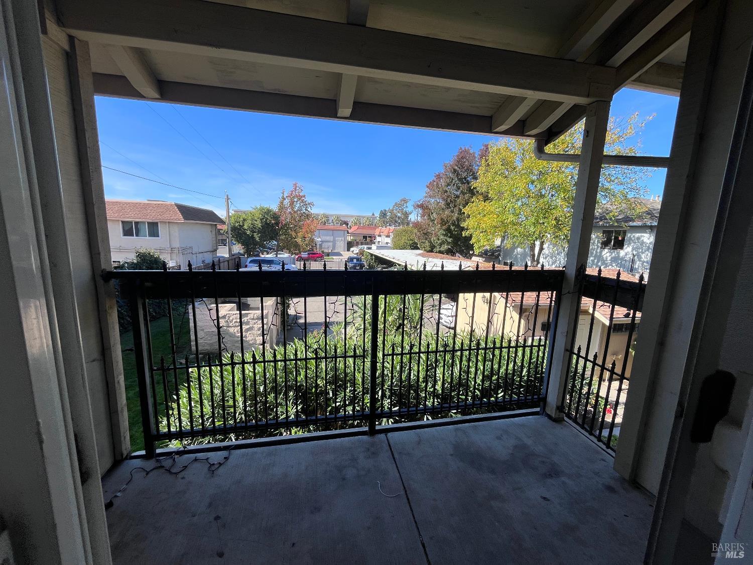 Detail Gallery Image 8 of 12 For 1217 Dana Dr, Fairfield,  CA 94533 - – Beds | – Baths