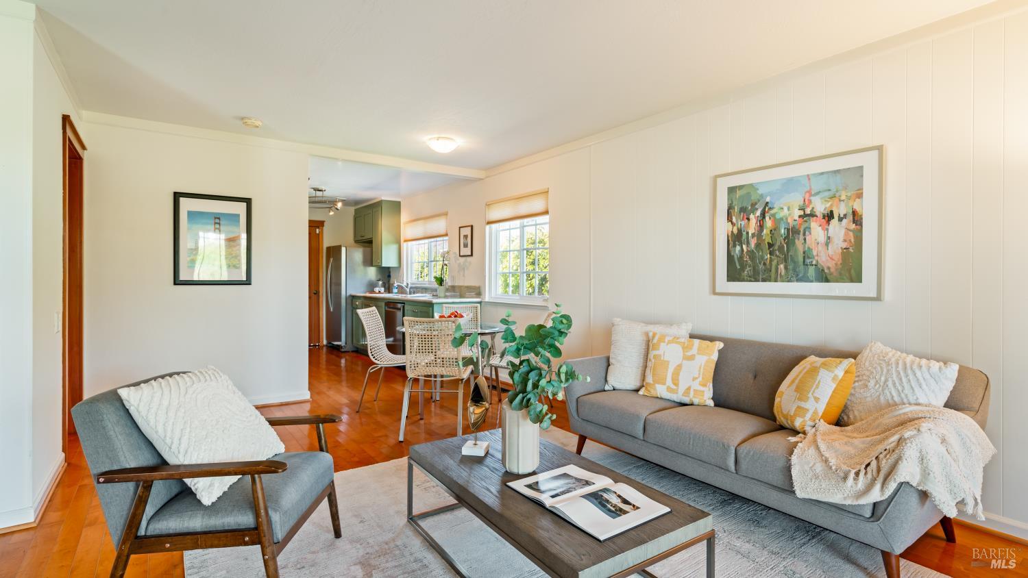 Detail Gallery Image 26 of 34 For 40 Surfwood Cir, San Rafael,  CA 94901 - 4 Beds | 2 Baths