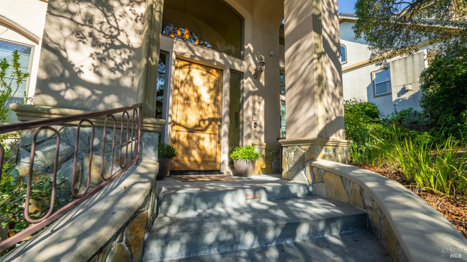 Detail Gallery Image 5 of 83 For 5304 Ravenridge Pl, Fairfield,  CA 94534 - 4 Beds | 4 Baths