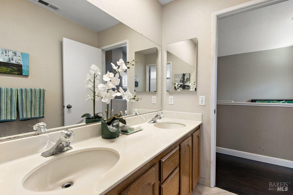 Detail Gallery Image 30 of 42 For 387 Allen Way, Benicia,  CA 94510 - 4 Beds | 2/1 Baths