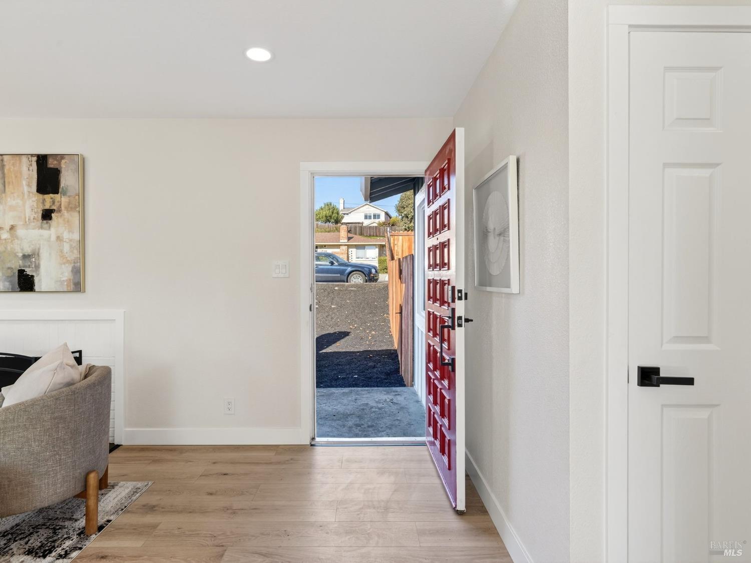 Detail Gallery Image 3 of 43 For 138 Dieninger St, Vallejo,  CA 94589 - 3 Beds | 2 Baths