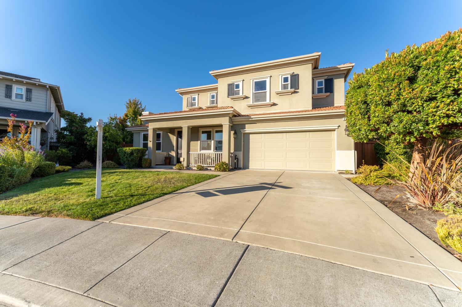 Detail Gallery Image 2 of 78 For 628 Stephen Ct, Benicia,  CA 94510 - 5 Beds | 4 Baths