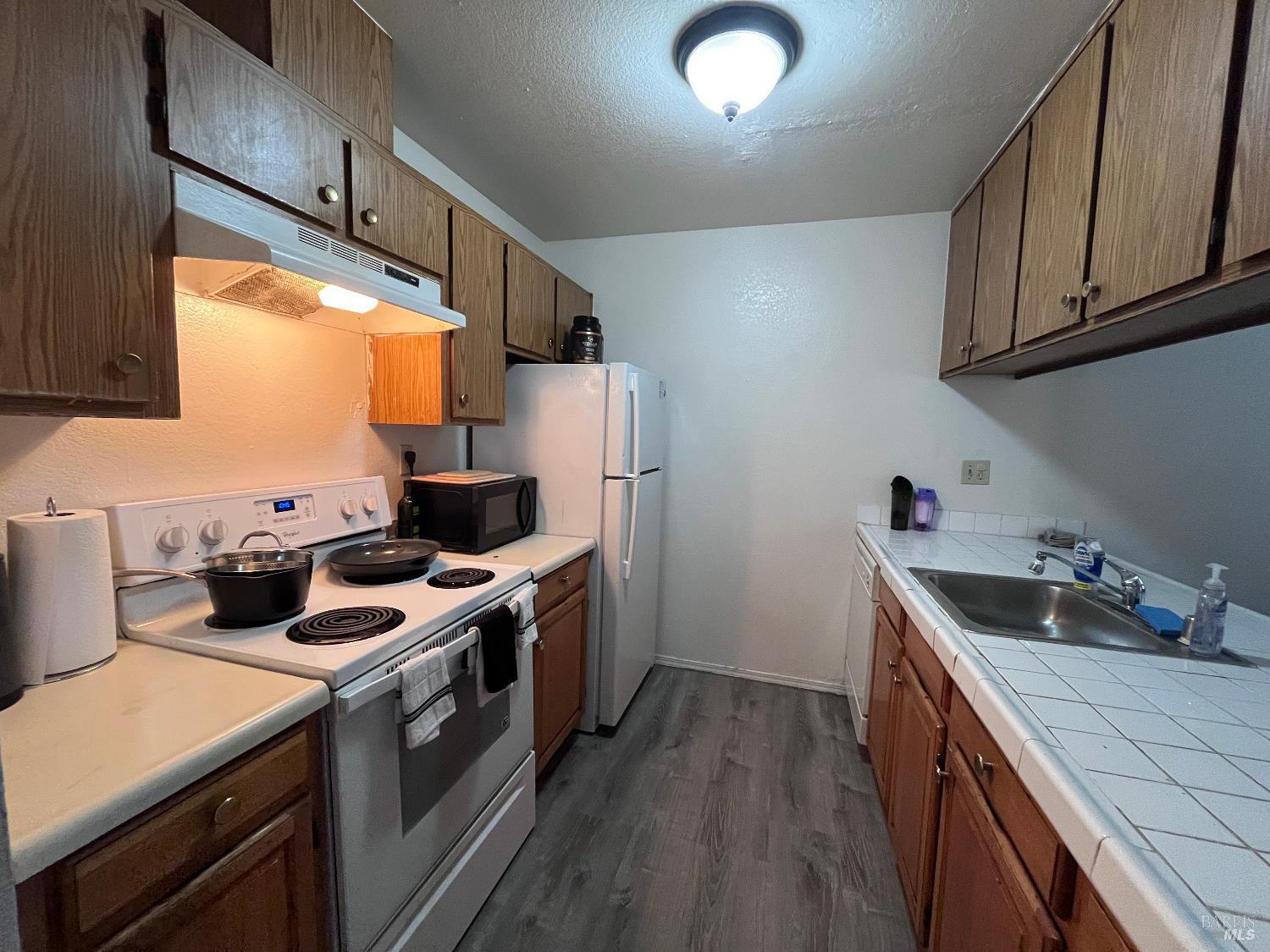 Detail Gallery Image 5 of 12 For 1217 Dana Dr, Fairfield,  CA 94533 - – Beds | – Baths