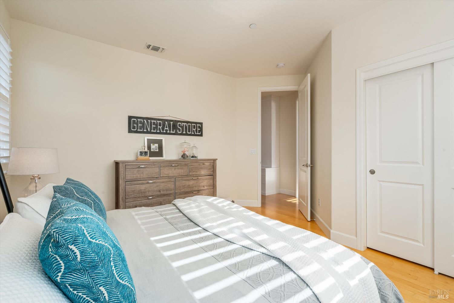 Detail Gallery Image 33 of 60 For 405 Brockman Ln, Sonoma,  CA 95476 - 4 Beds | 3 Baths