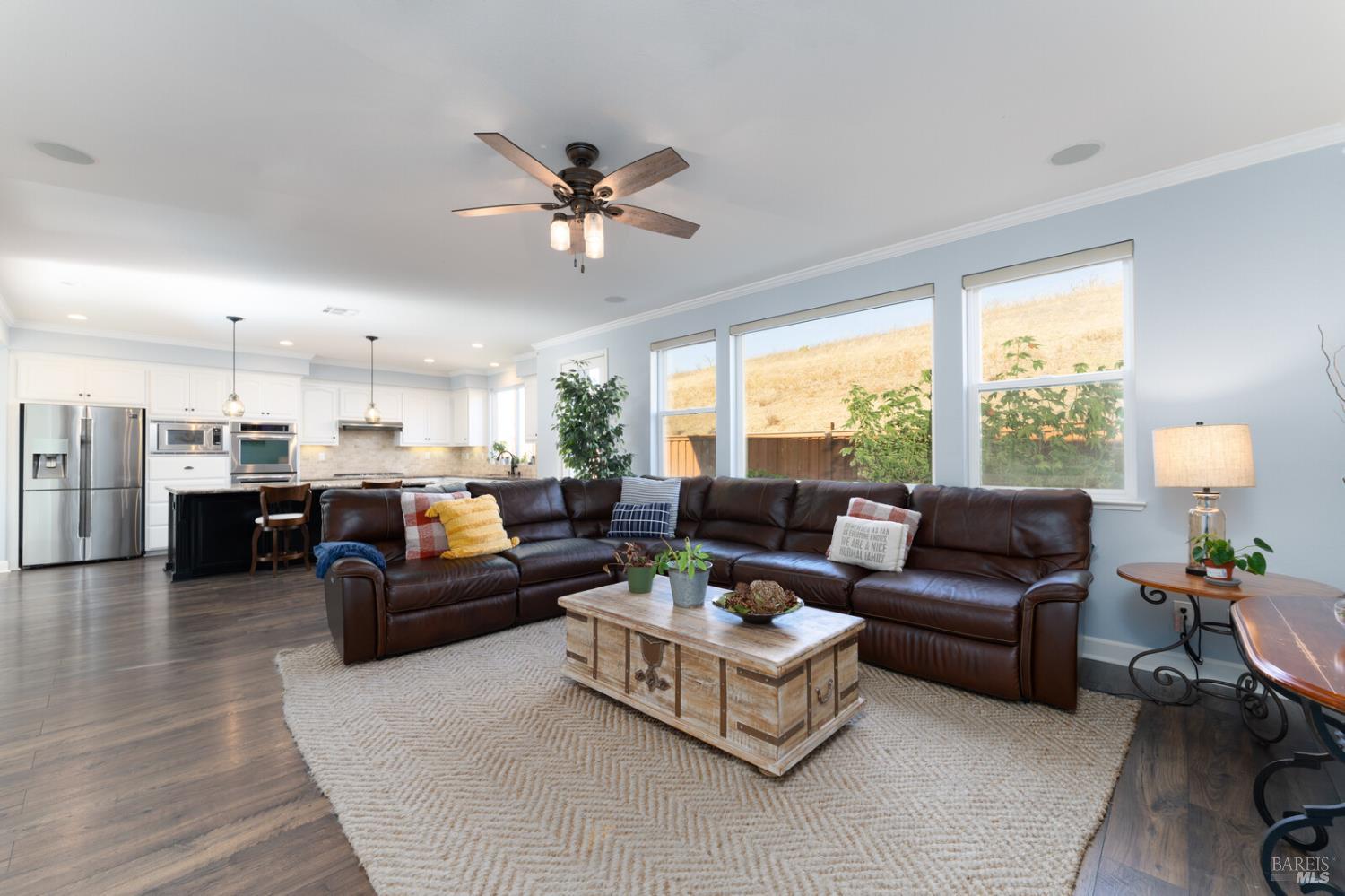 Detail Gallery Image 19 of 78 For 628 Stephen Ct, Benicia,  CA 94510 - 5 Beds | 4 Baths