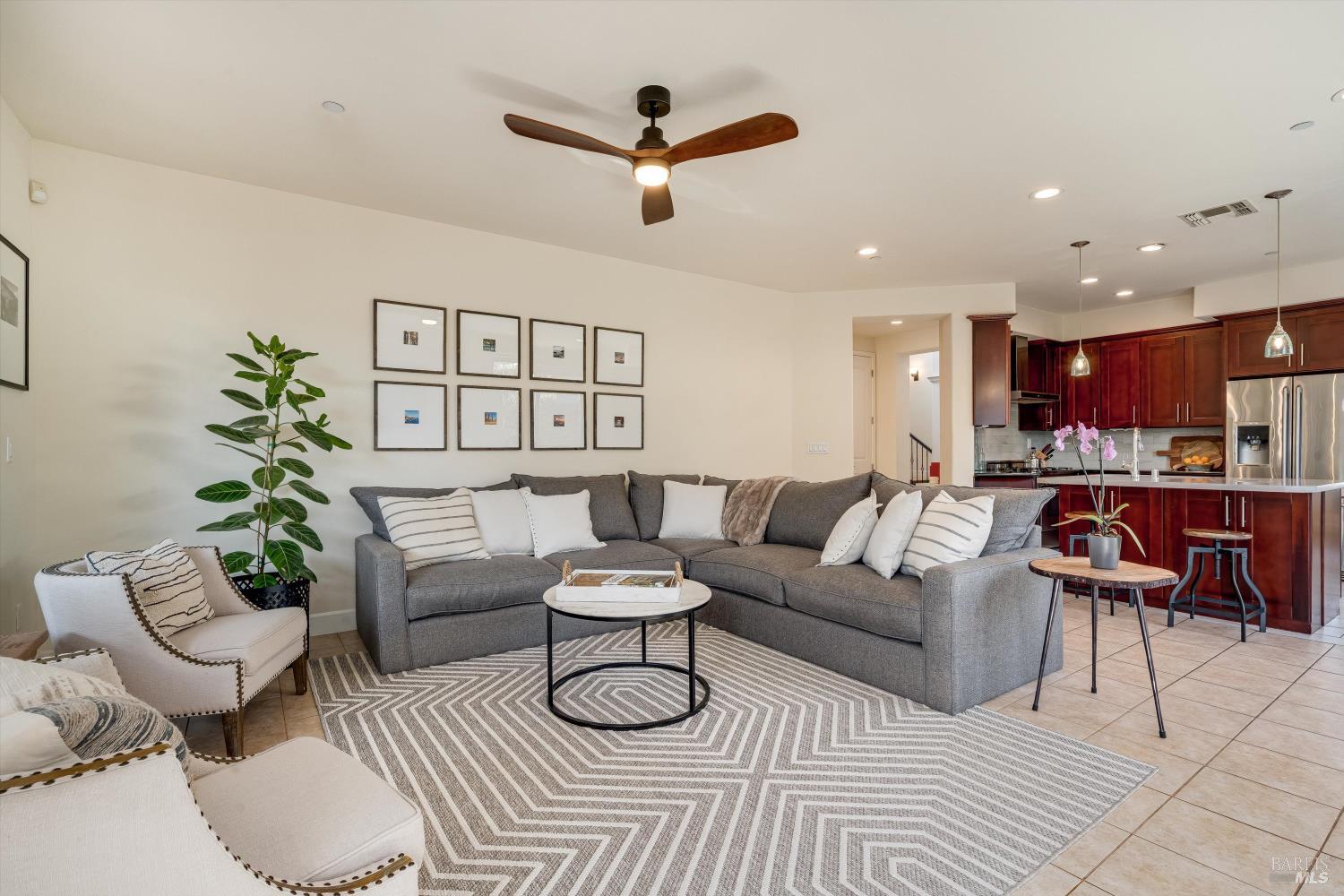 Detail Gallery Image 21 of 60 For 405 Brockman Ln, Sonoma,  CA 95476 - 4 Beds | 3 Baths