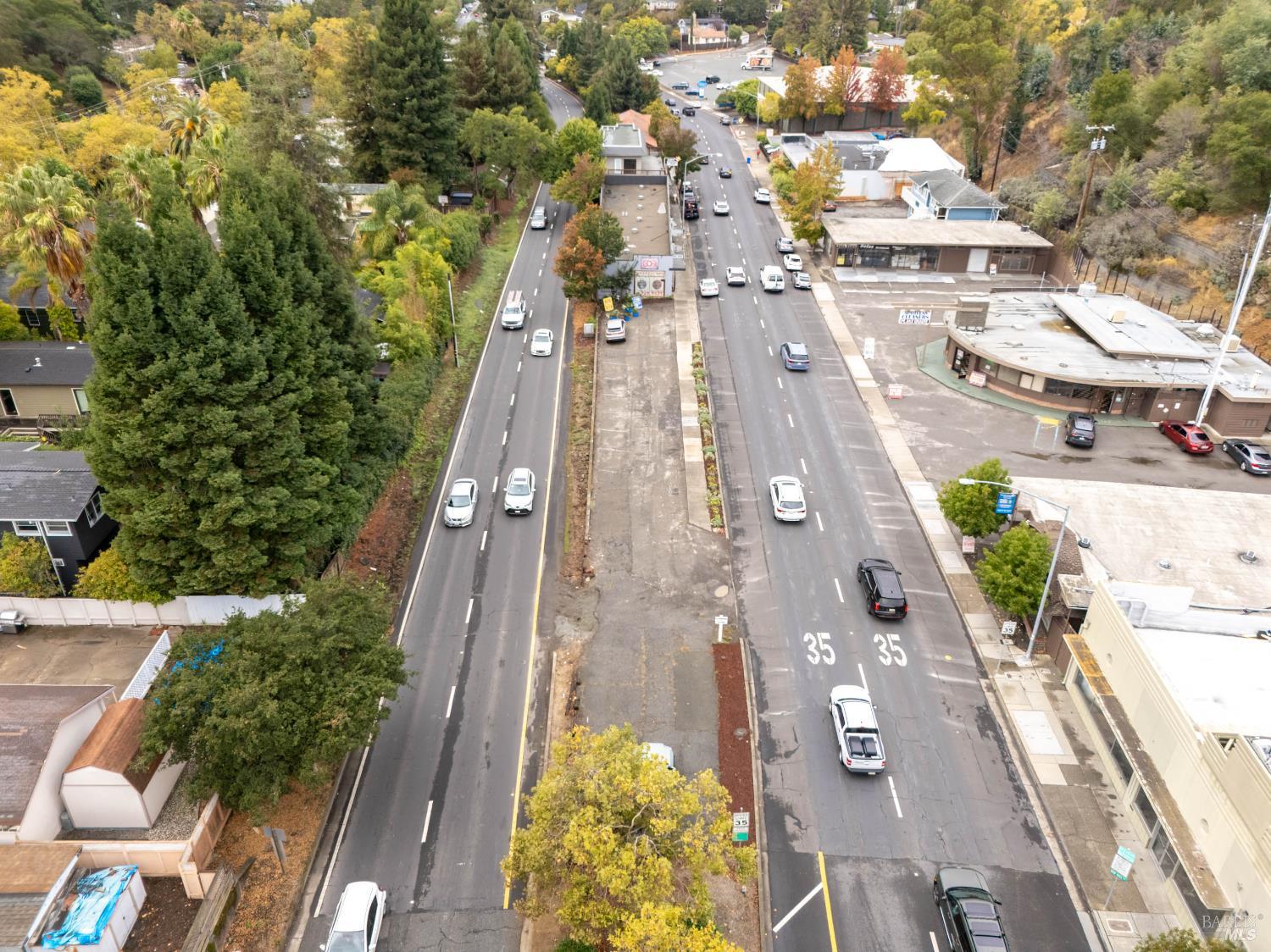 Detail Gallery Image 29 of 34 For 65 Red Hill Ave, San Anselmo,  CA 94960 - – Beds | – Baths