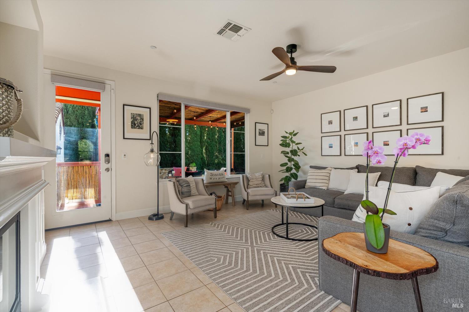 Detail Gallery Image 20 of 60 For 405 Brockman Ln, Sonoma,  CA 95476 - 4 Beds | 3 Baths