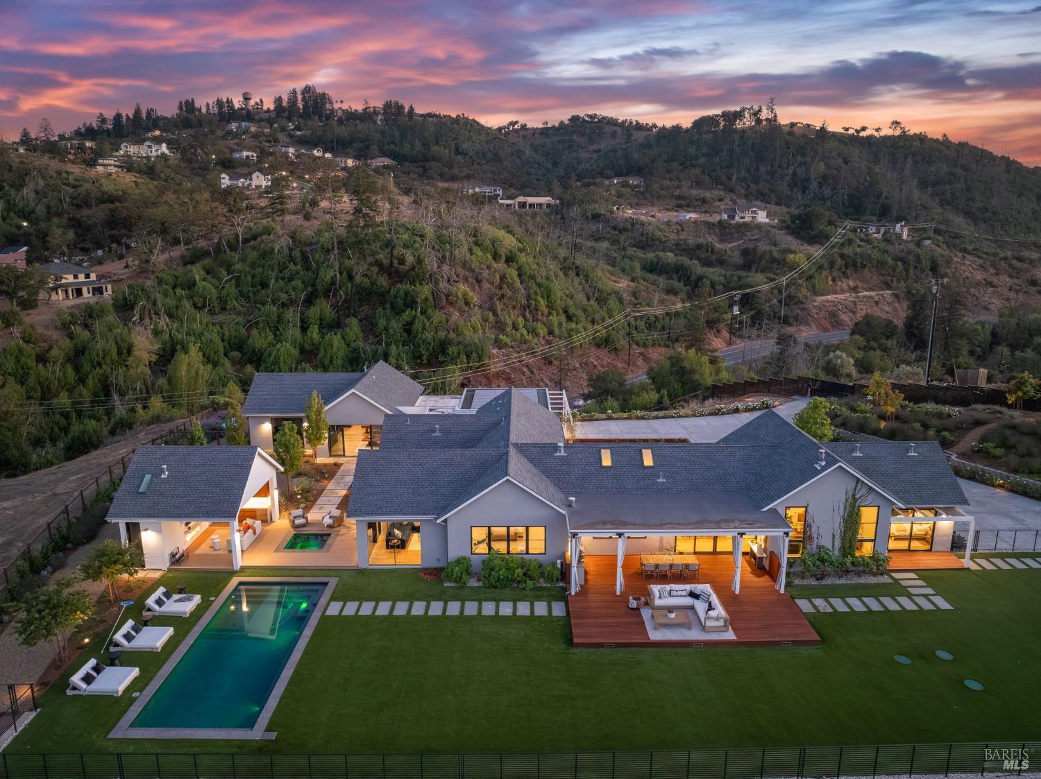 Detail Gallery Image 83 of 98 For 987 Mark West Springs Rd, Santa Rosa,  CA 95404 - 4 Beds | 4/4 Baths