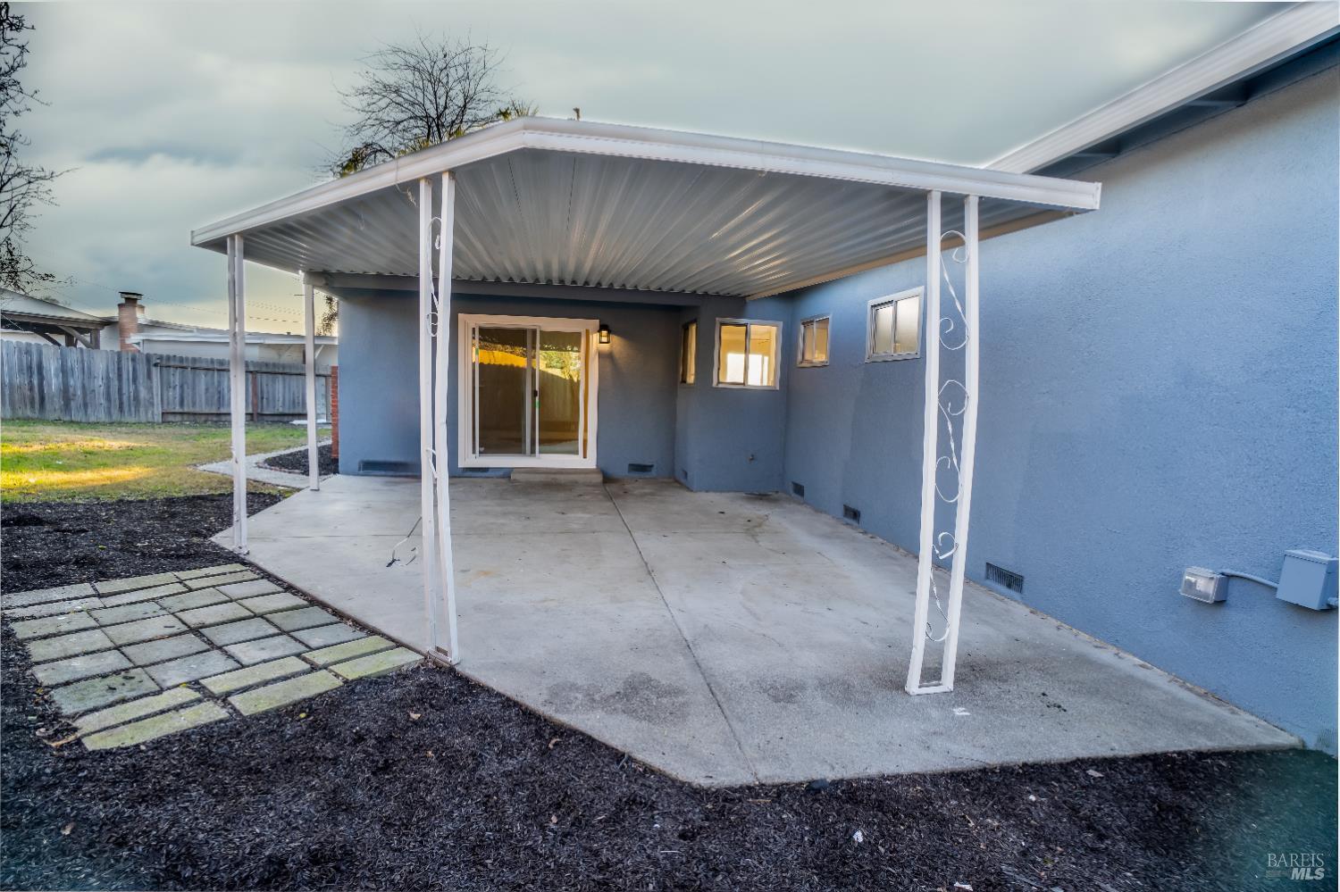 Detail Gallery Image 30 of 30 For 2034 Cambridge Dr, Fairfield,  CA 94533 - 3 Beds | 2 Baths