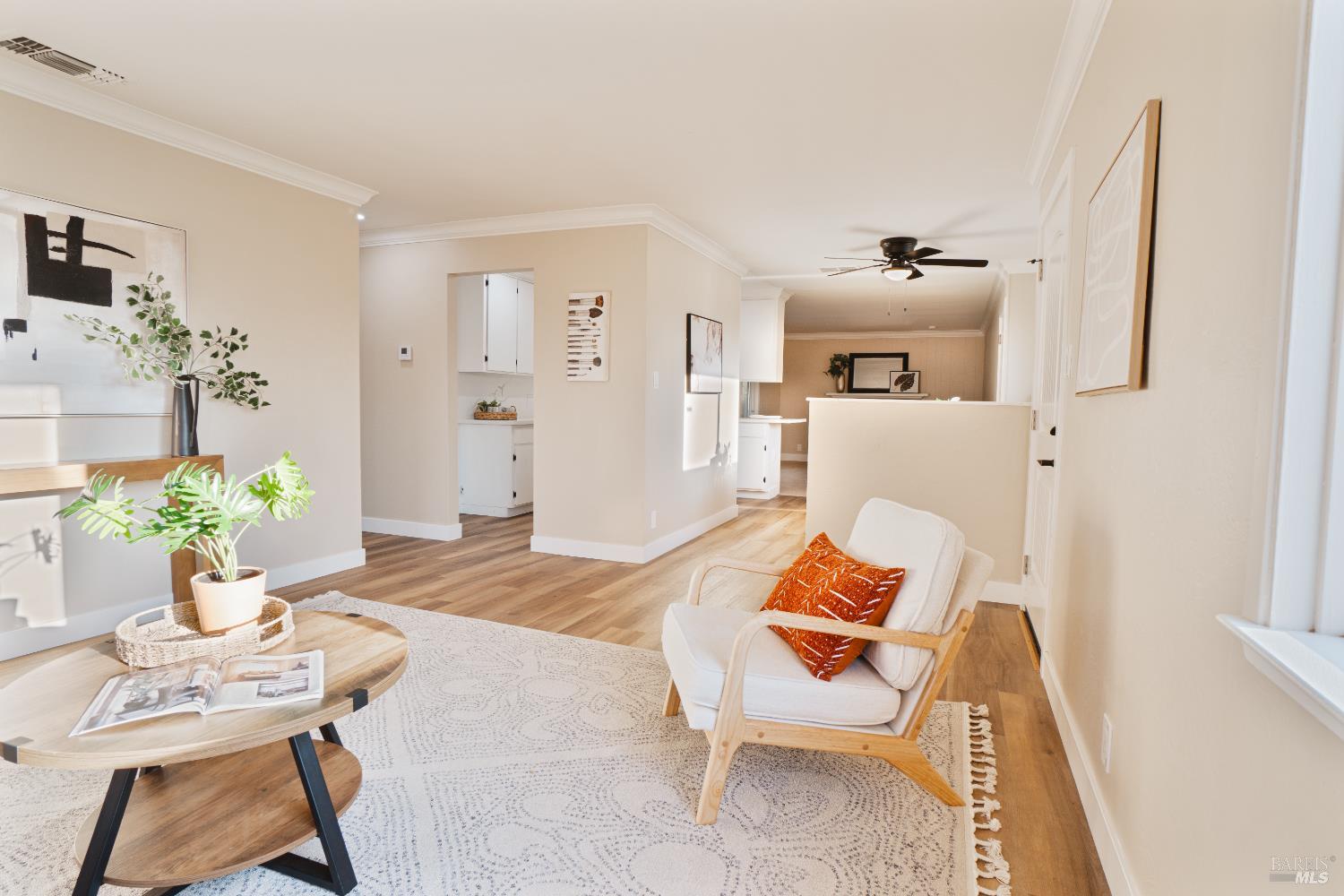 Detail Gallery Image 6 of 30 For 2034 Cambridge Dr, Fairfield,  CA 94533 - 3 Beds | 2 Baths