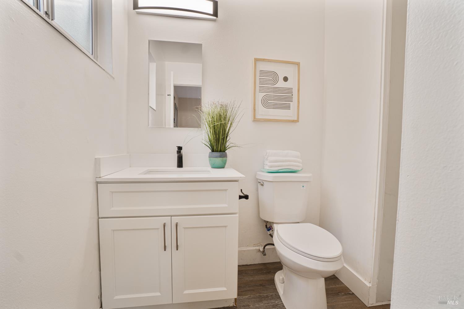 Detail Gallery Image 21 of 30 For 2034 Cambridge Dr, Fairfield,  CA 94533 - 3 Beds | 2 Baths