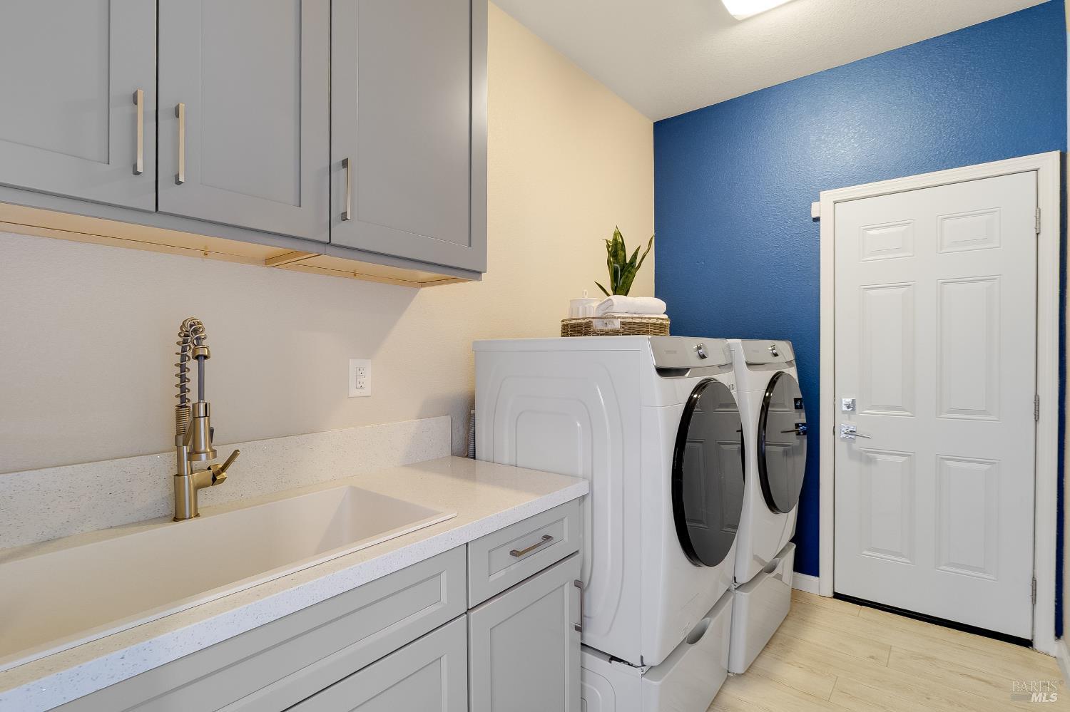 Detail Gallery Image 25 of 65 For 23 Castellina Cir, American Canyon,  CA 94503 - 4 Beds | 3 Baths