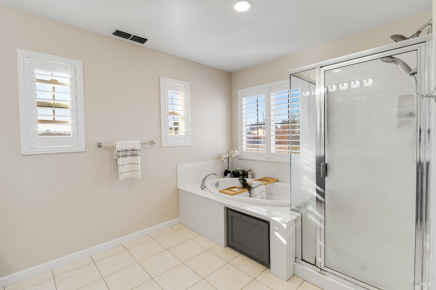 Detail Gallery Image 33 of 65 For 23 Castellina Cir, American Canyon,  CA 94503 - 4 Beds | 3 Baths