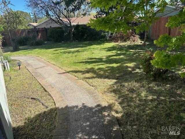 Detail Gallery Image 25 of 32 For 1411 Klamath Dr, Suisun City,  CA 94585 - 3 Beds | 2/1 Baths