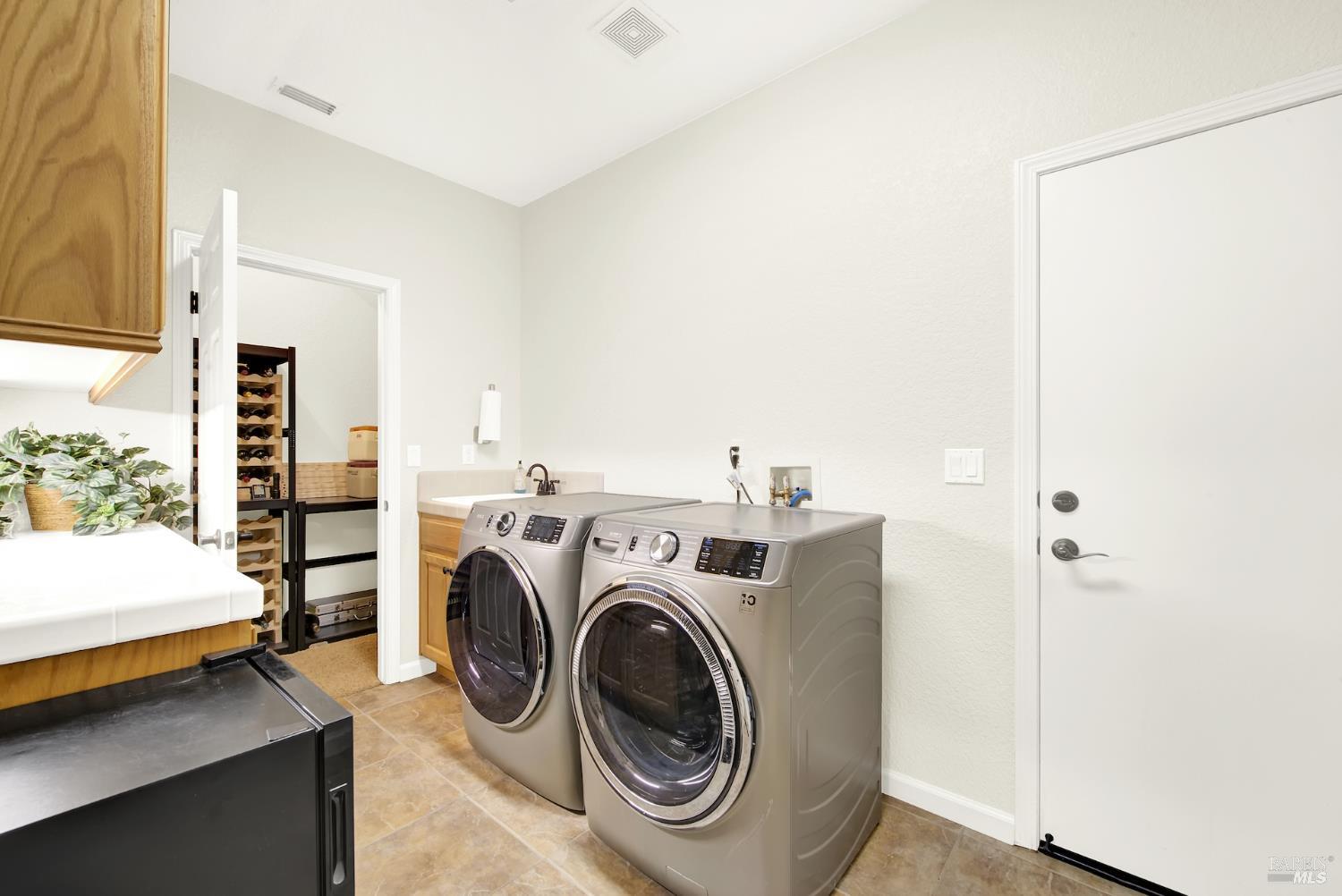 Detail Gallery Image 64 of 75 For 507 Topeka Ln, Vacaville,  CA 95687 - 5 Beds | 4 Baths