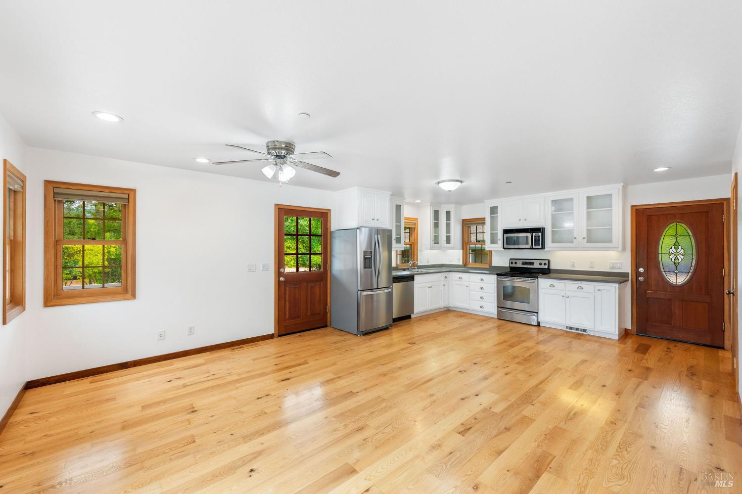 Detail Gallery Image 35 of 50 For 105 Serres Dr, Sonoma,  CA 95476 - 5 Beds | 3/1 Baths