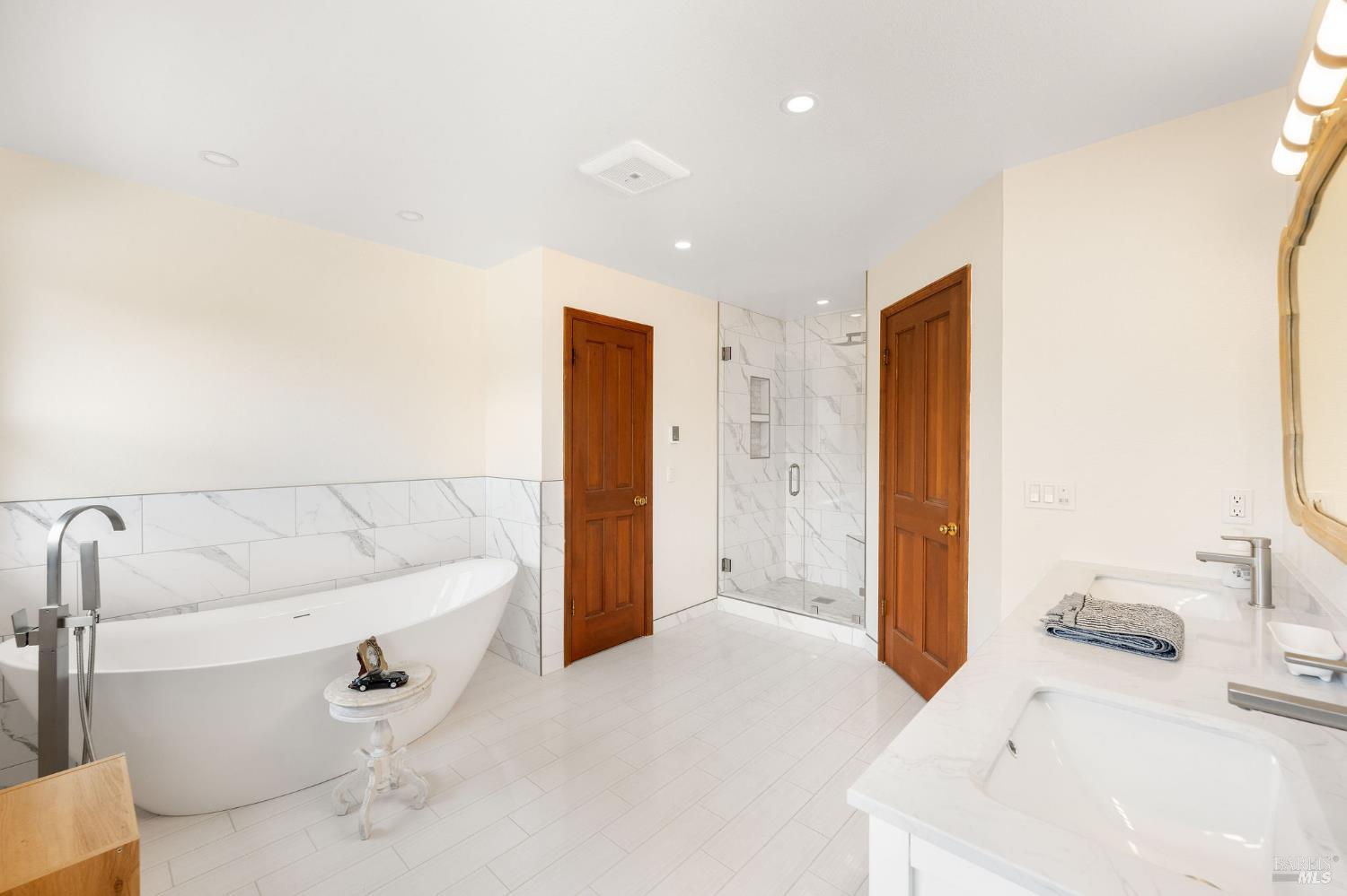 Detail Gallery Image 26 of 50 For 105 Serres Dr, Sonoma,  CA 95476 - 5 Beds | 3/1 Baths